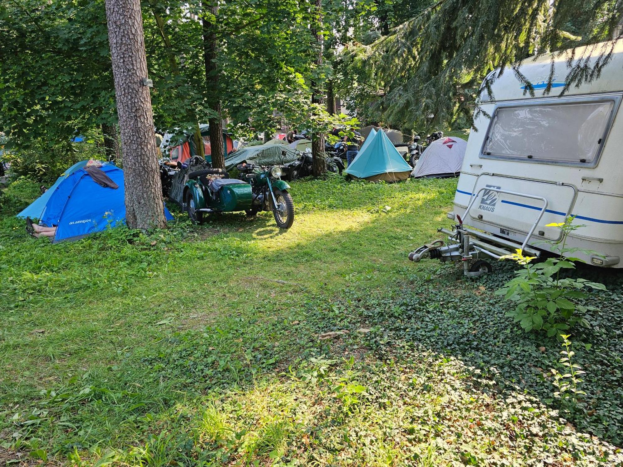 Archimedes Tourist Sp. Z O.O. Hotel Międzyrzecz Buitenkant foto